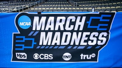 How To Keep Up With March Madness Through Digital Signage!